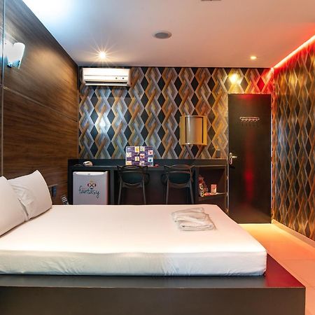 Motel Fantasy 3 (Adults Only) Белу-Оризонті Екстер'єр фото