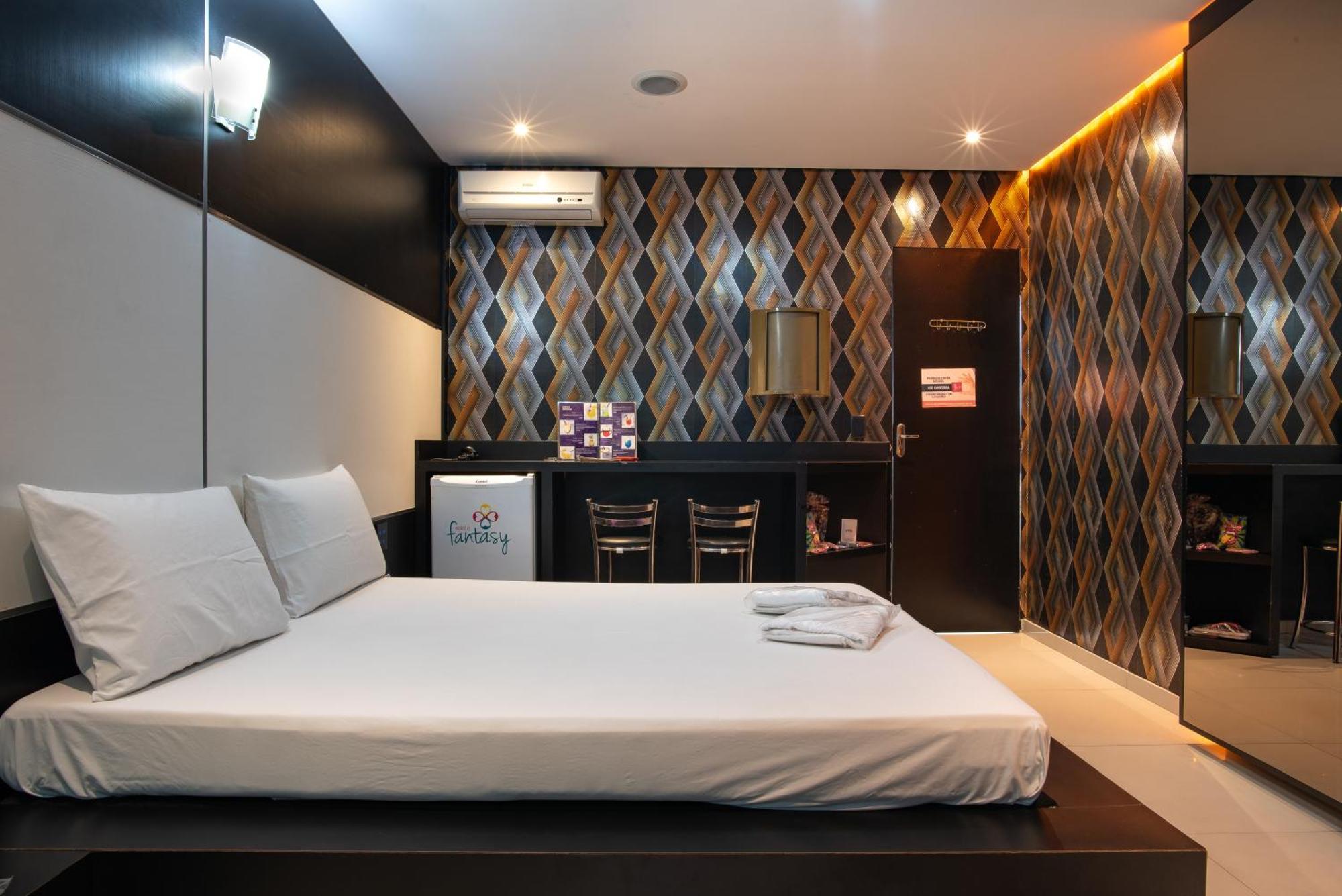 Motel Fantasy 3 (Adults Only) Белу-Оризонті Екстер'єр фото