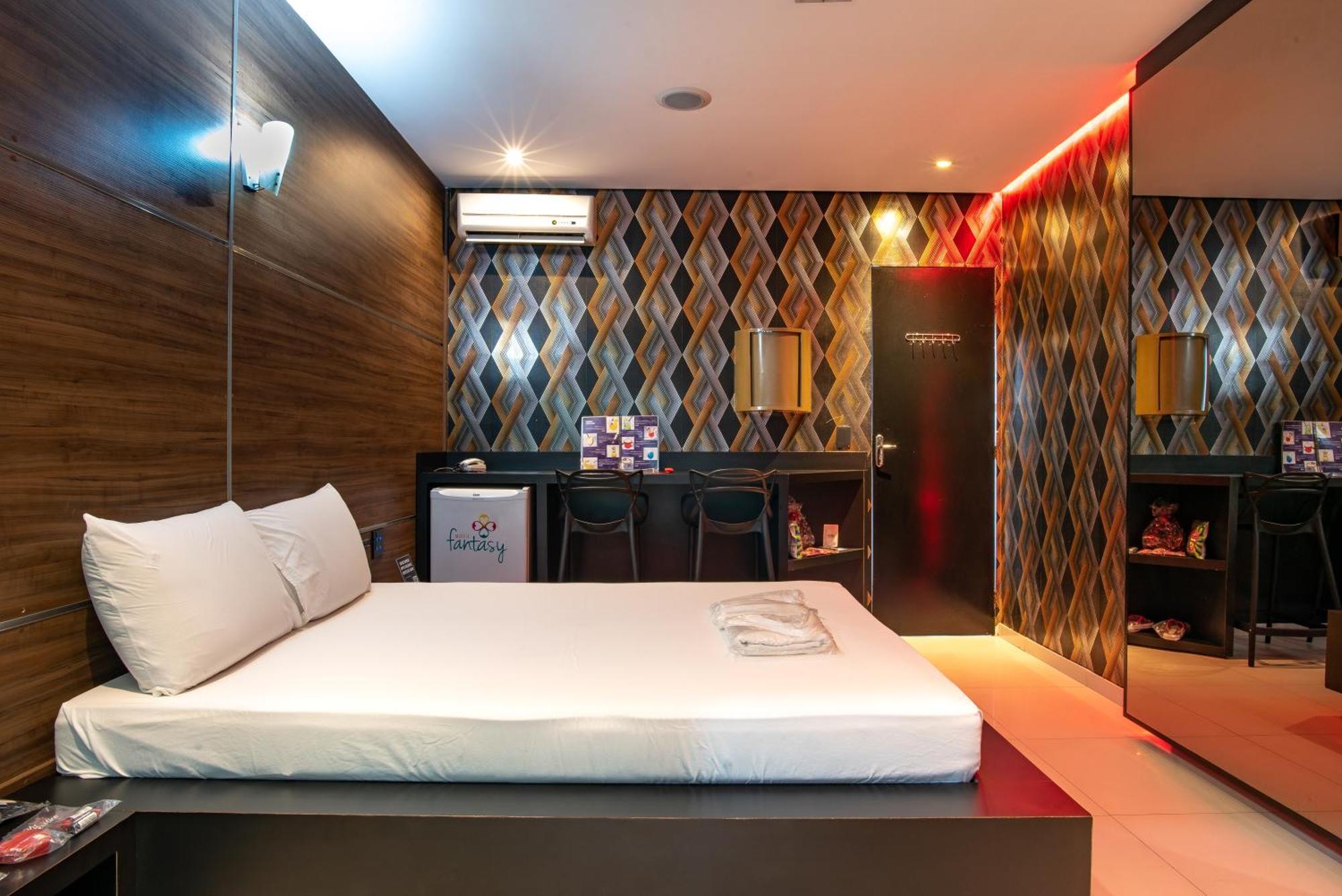Motel Fantasy 3 (Adults Only) Белу-Оризонті Екстер'єр фото