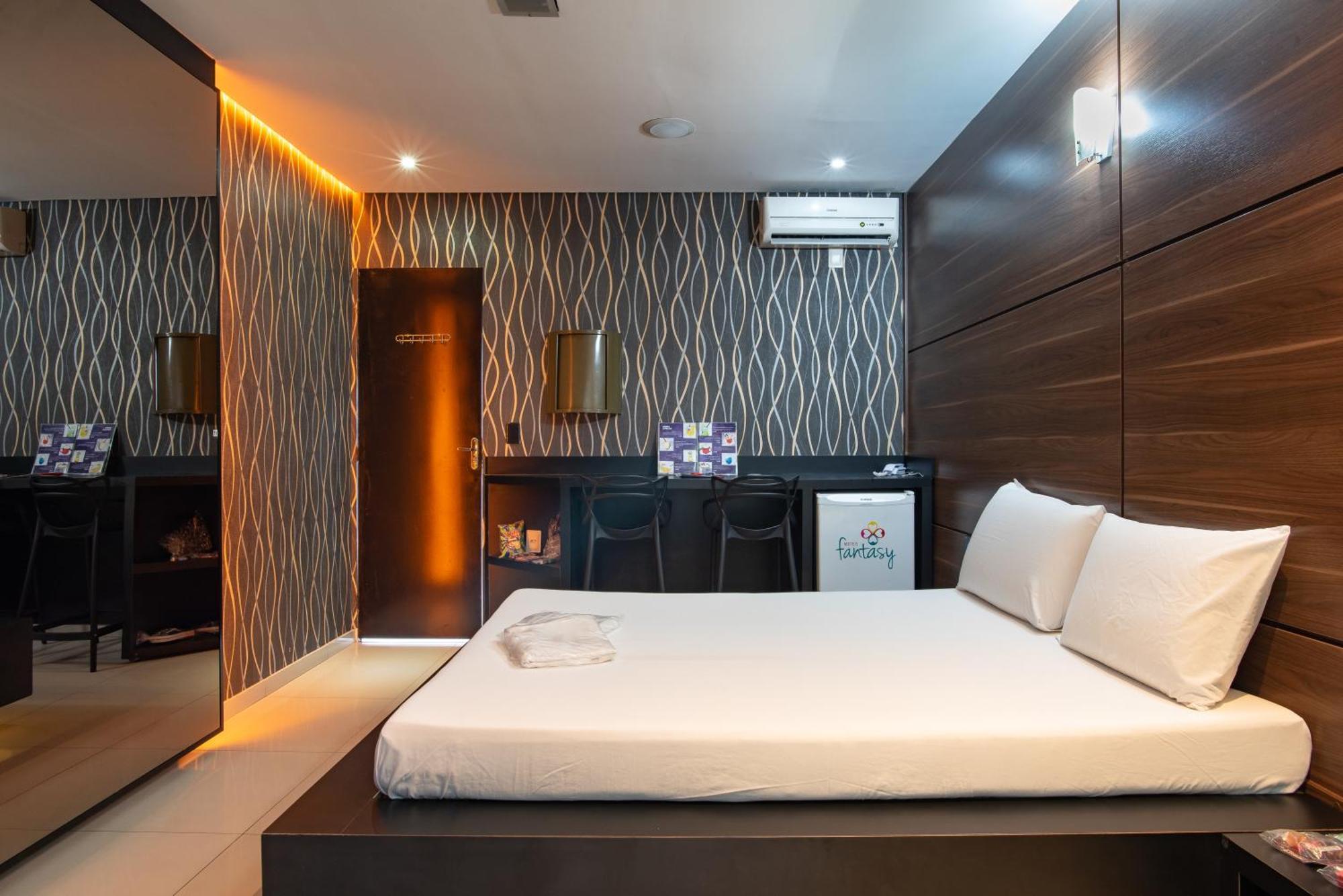 Motel Fantasy 3 (Adults Only) Белу-Оризонті Екстер'єр фото