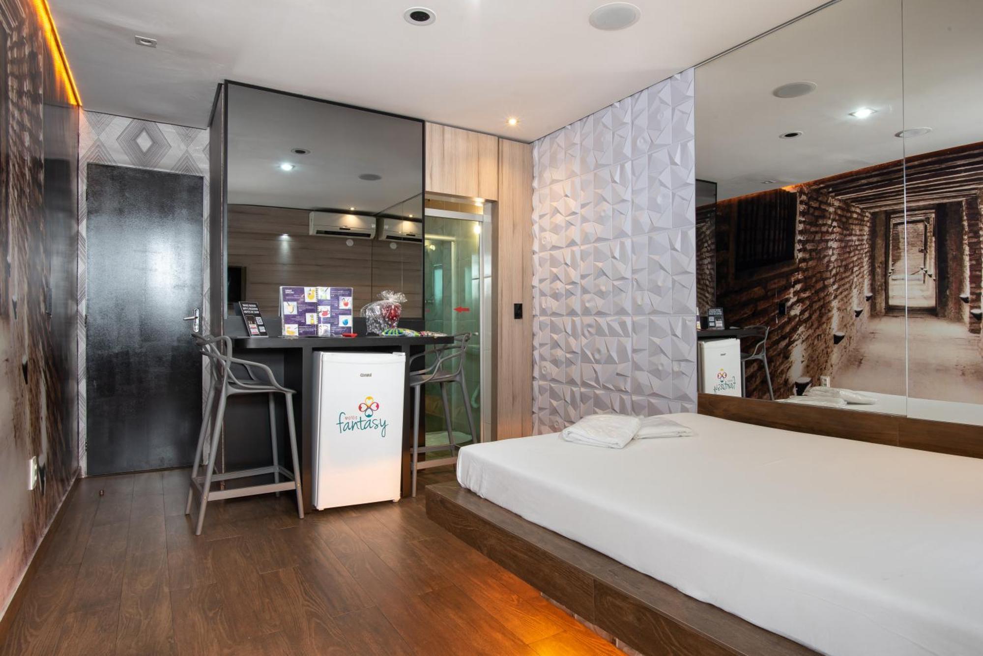 Motel Fantasy 3 (Adults Only) Белу-Оризонті Екстер'єр фото