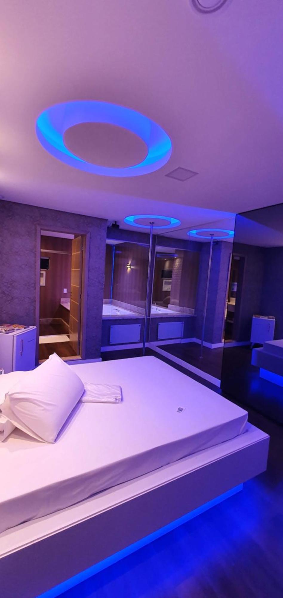 Motel Fantasy 3 (Adults Only) Белу-Оризонті Екстер'єр фото