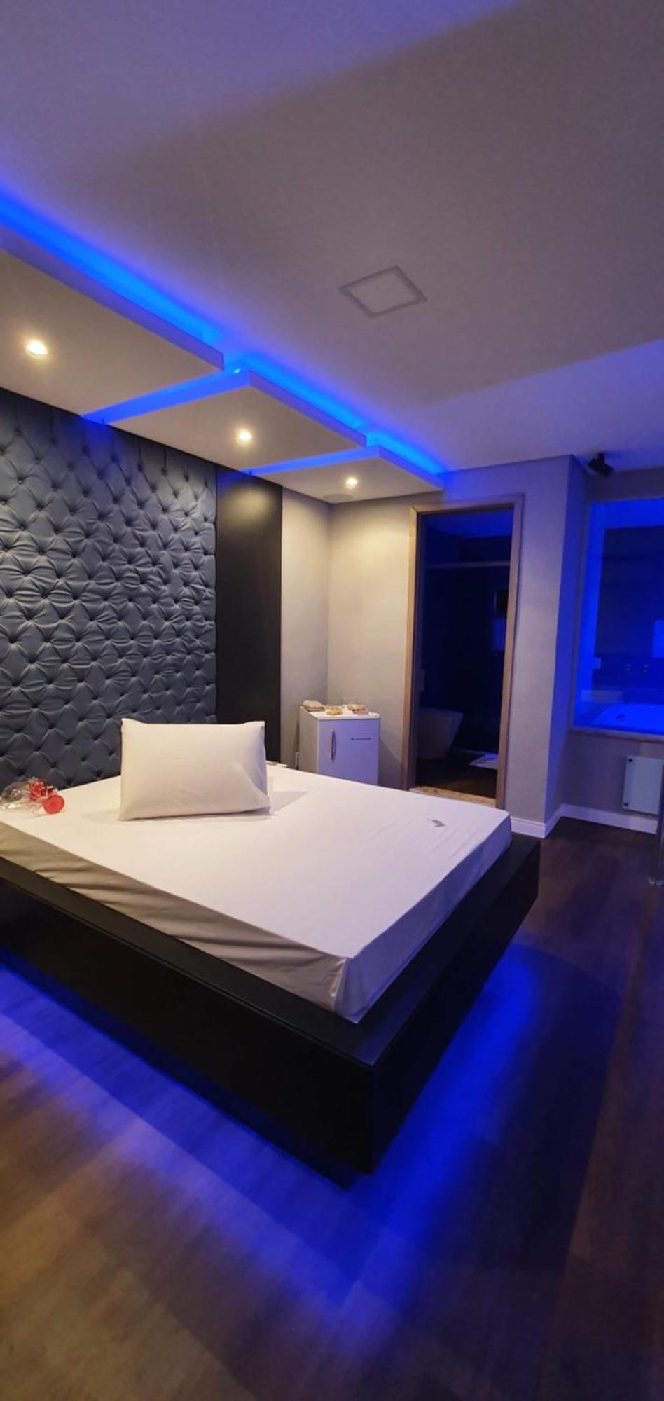 Motel Fantasy 3 (Adults Only) Белу-Оризонті Екстер'єр фото